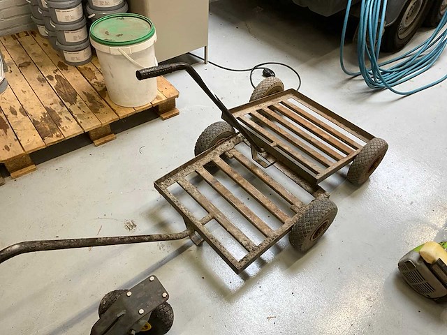 Plateauwagen (2x) - afbeelding 1 van  3