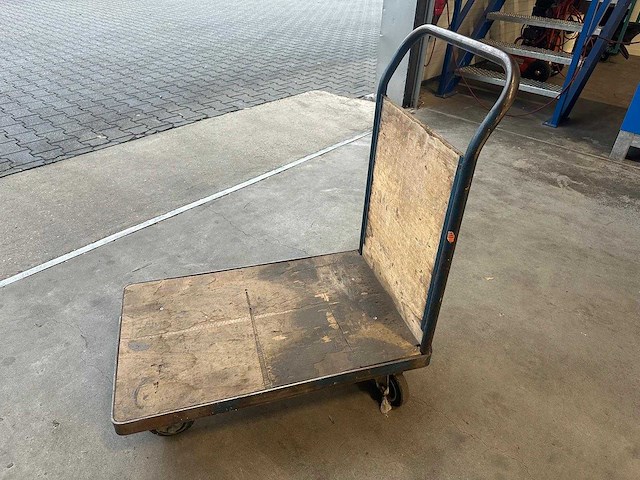 Plateauwagen 50x77cm - afbeelding 1 van  4