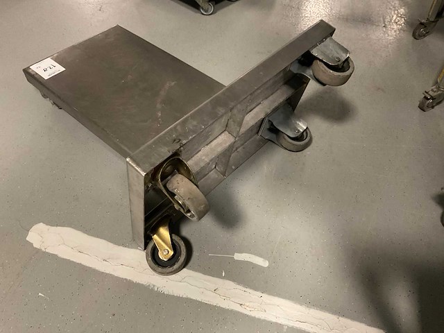 Plateauwagen, rvs (2x) - afbeelding 1 van  1