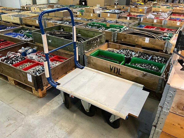 Plateauwagen - afbeelding 1 van  5