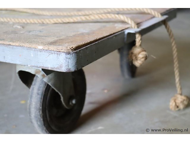 Plateauwagen - afbeelding 3 van  4