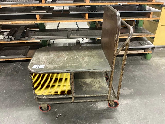 Plateauwagen - afbeelding 1 van  4