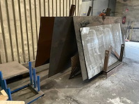 Platen in bok - afbeelding 2 van  7