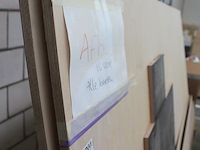 Platenbok met divers plaatmateriaal en restant platen w.o. 3x multiplex berken 18 mm met afmeting 305 x 152... - afbeelding 5 van  5