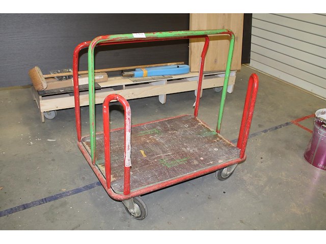 Platenkar. afmeting 100 x 70 x 100 cm. - afbeelding 1 van  1