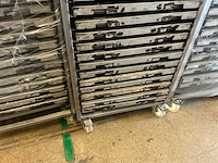 Platenkar met bakplaten (11x) - afbeelding 3 van  5