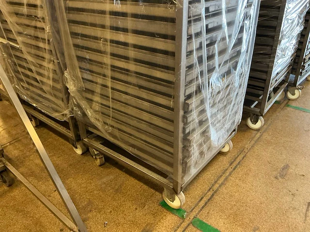 Platenkar met bakplaten (3x) - afbeelding 3 van  4