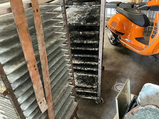 Platenkar/ regaalwagen (4x) - afbeelding 4 van  16