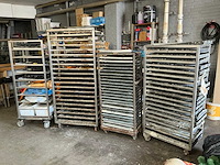 Platenkar/ regaalwagen (4x) - afbeelding 1 van  16