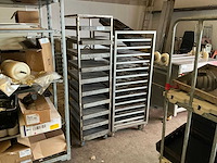 Platenkar/regaalwagen (2x)