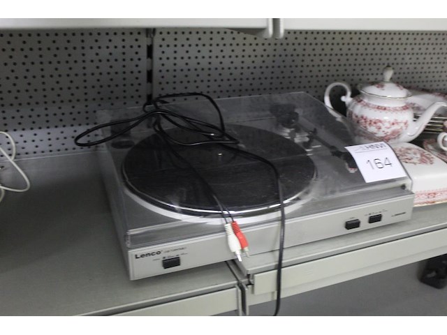Platenspeler lenco usb turntable l-3866usb. naald dient te worden nagekeken. margeproduct - afbeelding 2 van  2