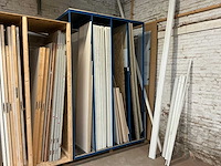 Platenstelling met inhoud - afbeelding 1 van  6