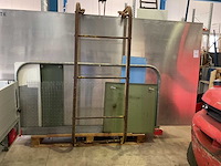 Platenstelling met inhoud - afbeelding 2 van  6