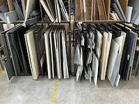 Platenstelling met voorraad kunststof - afbeelding 9 van  15