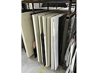 Platenstelling met voorraad kunststof - afbeelding 13 van  15