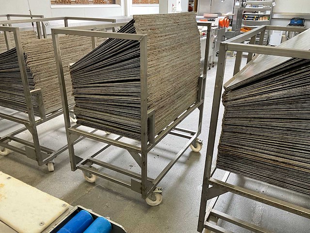Platenwagen + aluminium platen - afbeelding 2 van  3