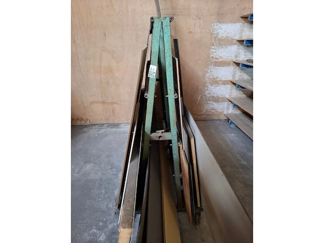 Platenwagen met inhoud - afbeelding 3 van  4