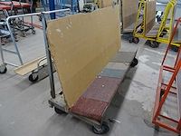 Platenwagen - afbeelding 1 van  2