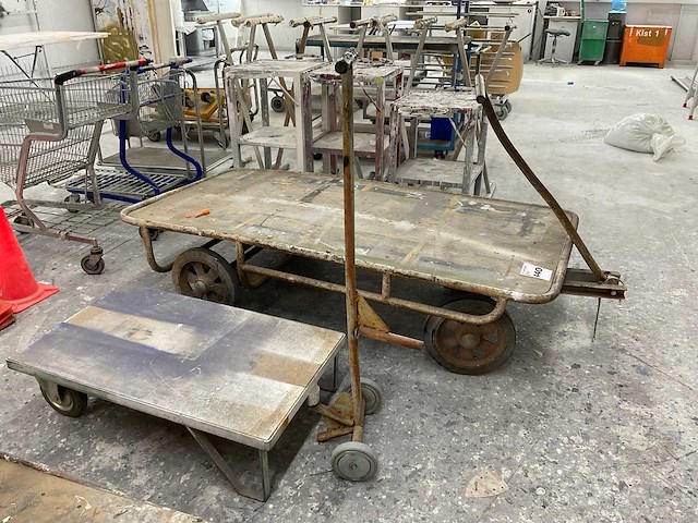 Platformwagen (2x) - afbeelding 1 van  6