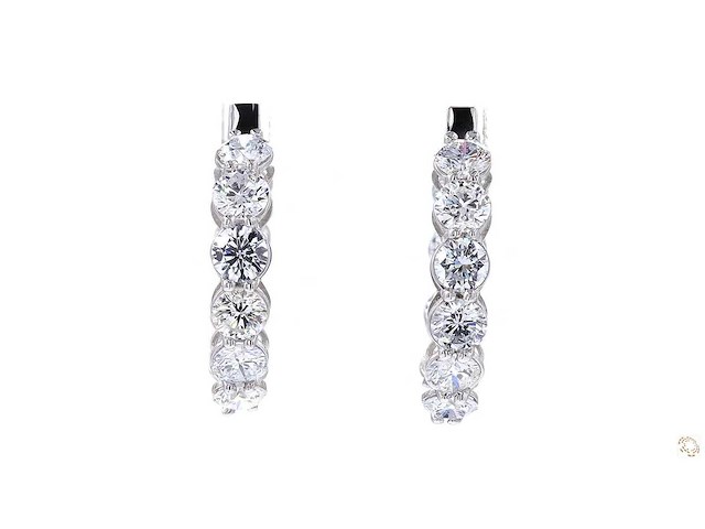 Platina oorringen met 5,01 crt. diamant - afbeelding 6 van  7