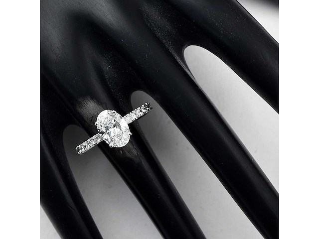 Platina ring met 1,86 ct. diamant - afbeelding 2 van  3