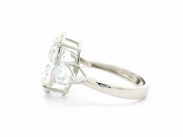 Platina ring met 5,80 crt. diamant - afbeelding 2 van  11