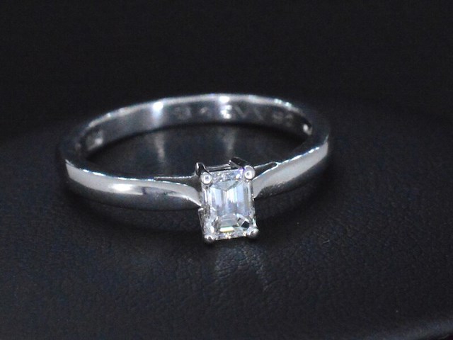 Platina ring met diamant en gia certificaat - afbeelding 1 van  7