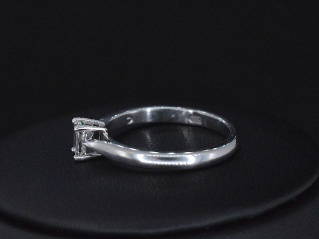Platina ring met diamant en gia certificaat - afbeelding 2 van  7