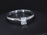 Platina ring met diamant en gia certificaat