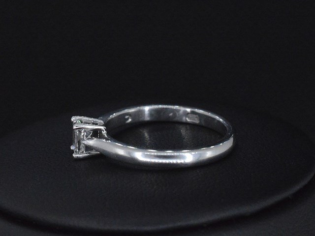 Platina ring met diamant en gia certificaat - afbeelding 2 van  8