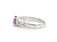 Platina ring met diamanten en robijn - afbeelding 6 van  10