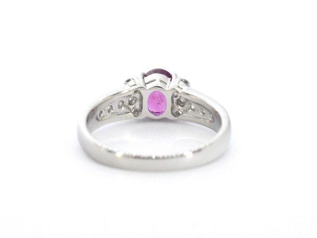 Platina ring met diamanten en robijn - afbeelding 8 van  10