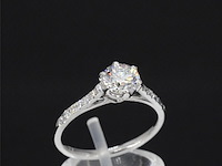 Platina ring met een 0.90 carat gia diamant en briljant geslepen diamanten - afbeelding 4 van  7