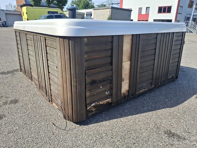 Platinum spa usa 5 persoons amerikaans jacuzzi en buitenspa - afbeelding 12 van  27