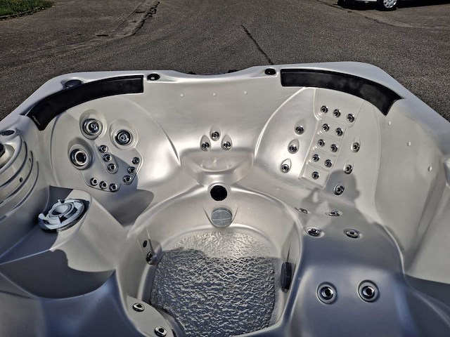 Platinum spa usa 5 persoons amerikaans jacuzzi en buitenspa - afbeelding 7 van  27