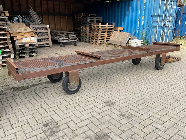 Platte kar - afbeelding 1 van  9
