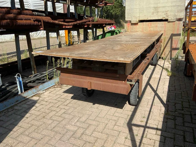 Platte kar - afbeelding 1 van  4