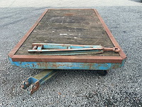 Platte wagen 300x150cm. dubbele besturing - afbeelding 1 van  5