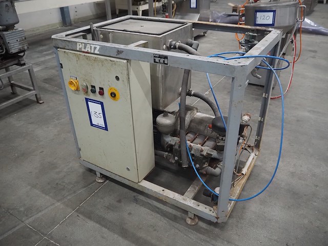 Platz - afbeelding 1 van  11