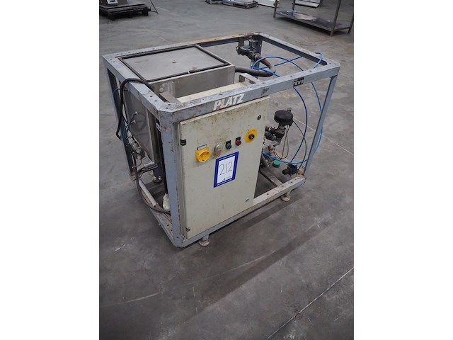 Platz - afbeelding 2 van  9