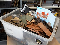 Playmobil system in plastic krat - afbeelding 1 van  5