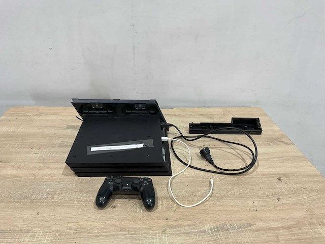 Playstation 4 - afbeelding 3 van  7