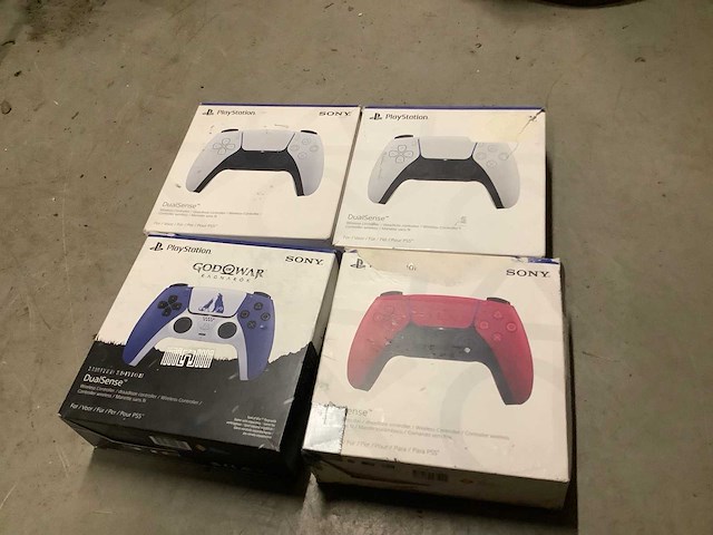Playstation spelcomputeronderdeel (4x) - afbeelding 1 van  1