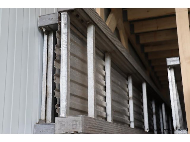 Plettac steiger-onderdelen - 600x60x12cm - 2 stuks - afbeelding 1 van  3