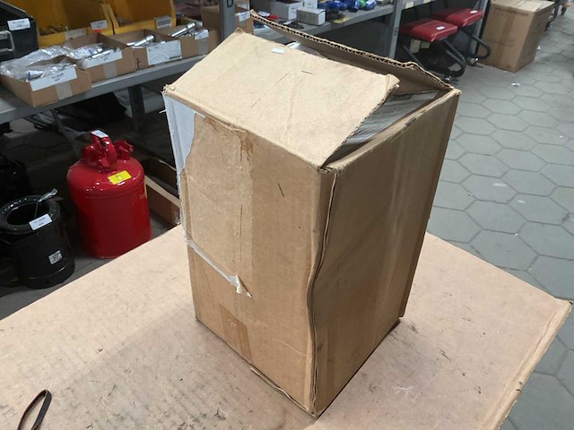 Plews lubri matic battery filler - afbeelding 3 van  3