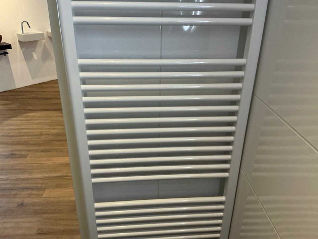 Plieger - designradiator 60 x 185 cm - afbeelding 2 van  6