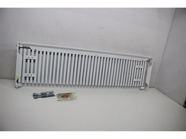 Plieger compact paneelradiator type 11 wit 40 x 140 cm - afbeelding 1 van  2
