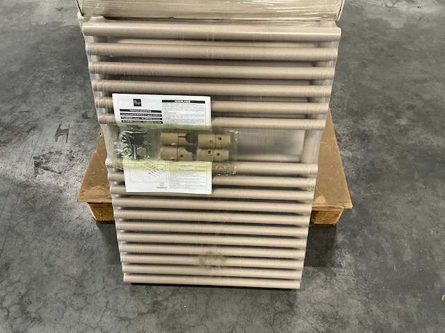 Plieger florian dubbel designradiator zandsteen (10x) - afbeelding 5 van  6
