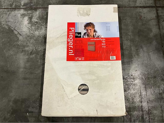 Plieger florian dubbel handdoekradiator (3x) - afbeelding 2 van  4