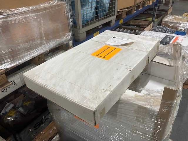 Plieger florian nxt el forza elek. radiator 722x500 (5x) - afbeelding 4 van  4